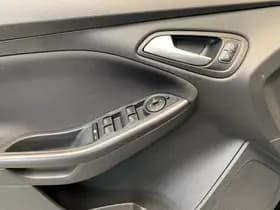 Ford FOCUS Wagon 1.0 ST-Line thumbnail 39