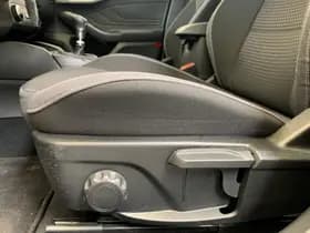 Ford Focus 1.0 EcoBoost Trend Edition Business thumbnail 40