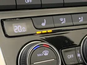 Volkswagen T-Roc Cabrio 1.0 TSI Style thumbnail 30