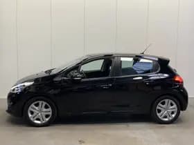 Peugeot 208 1.2 PureTech Signature thumbnail 3