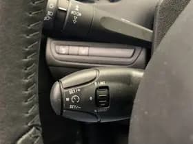 Peugeot 208 1.2 PureTech Signature thumbnail 22