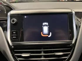 Peugeot 208 1.2 PureTech Signature thumbnail 27