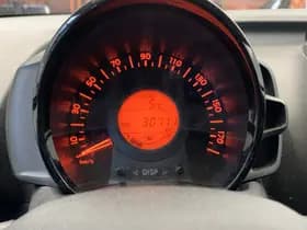 Peugeot 108 1.0 e-VTi Active thumbnail 6