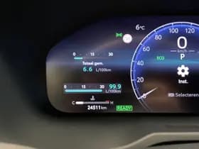 Toyota RAV4 2.5 Hybrid Style thumbnail 6