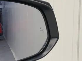 Toyota RAV4 2.5 Hybrid Style thumbnail 13