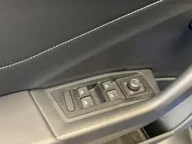 Volkswagen T-Roc Cabrio 1.0 TSI Style thumbnail 36