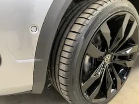 Volkswagen T-Roc 1.5 TSI 150PK R-Line Black Line thumbnail 23