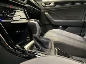 Volkswagen T-Roc 1.5 TSI 150PK R-Line Black Line thumbnail 43