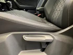 Volkswagen T-Roc 1.5 TSI 150PK R-Line Black Line thumbnail 50