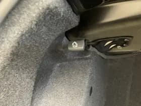 Volkswagen T-Roc Cabrio 1.0 TSI Style thumbnail 46