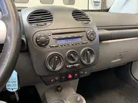 Volkswagen New Beetle Cabriolet 2.0 Highline thumbnail 18