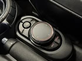 MINI Mini 1.5 Cooper Chili Serious Business thumbnail 22