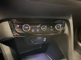 Opel Corsa 1.2 Turbo GS thumbnail 30