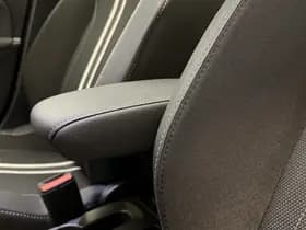 Opel Corsa 1.2 Turbo GS thumbnail 41