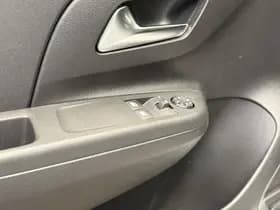 Opel Corsa thumbnail 37