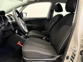 Kia Venga 1.4 CVVT X-tra thumbnail 2