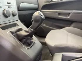 Opel Zafira thumbnail 19