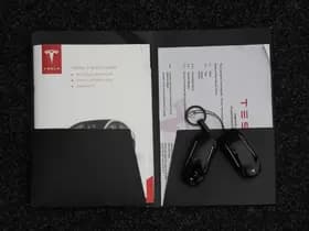Tesla Model X 90D Base thumbnail 15