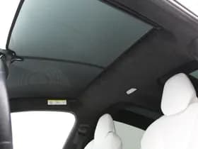 Tesla Model X 90D Base thumbnail 22