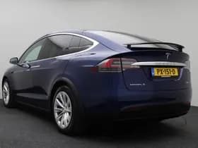 Tesla Model X 90D Base thumbnail 7