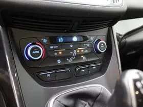 Ford C-MAX 1.5 Titanium thumbnail 23