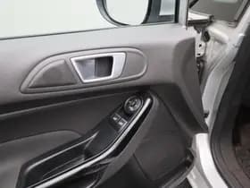 Ford Fiesta 1.0 EcoBoost Titanium thumbnail 22