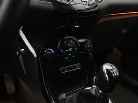 Ford Fiesta 1.0 EcoBoost Titanium thumbnail 24