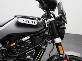 Husqvarna Onbekend Svartpilen 401 thumbnail 2