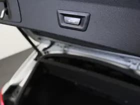 BMW X1 xDrive20i High Executive thumbnail 18