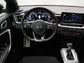 Kia ProCeed 1.6 T-GDI GT thumbnail 2