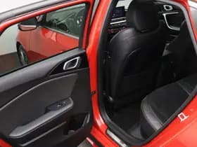 Kia ProCeed 1.6 T-GDI GT thumbnail 18