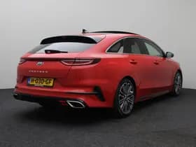 Kia ProCeed 1.6 T-GDI GT thumbnail 3