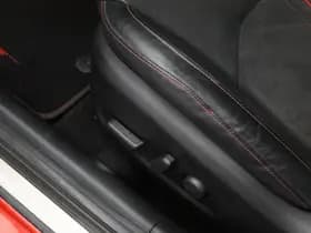 Kia ProCeed 1.6 T-GDI GT thumbnail 28