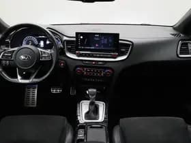 Kia ProCeed 1.6 T-GDI GT thumbnail 4