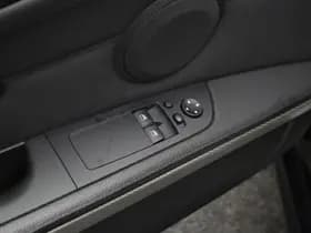 BMW 3 Serie Coupe 325i Business Line Sport thumbnail 28