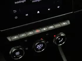 Renault Arkana 1.6 E-Tech Hybrid 145 R.S. Line thumbnail 30