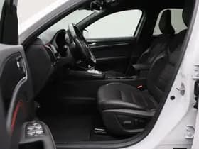 Renault Arkana 1.6 E-Tech Hybrid 145 R.S. Line thumbnail 6