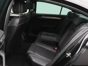 Volkswagen Passat 2.0 TSI R-Line Business + thumbnail 11