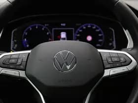 Volkswagen Passat 2.0 TSI R-Line Business + thumbnail 19