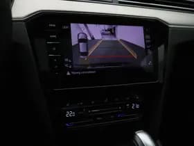 Volkswagen Passat 2.0 TSI R-Line Business + thumbnail 26