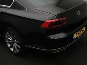 Volkswagen Passat 2.0 TSI R-Line Business + thumbnail 27