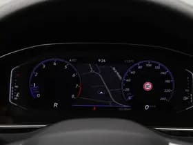 Volkswagen Passat 2.0 TSI R-Line Business + thumbnail 28