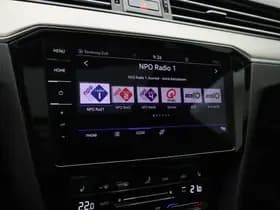 Volkswagen Passat 2.0 TSI R-Line Business + thumbnail 29