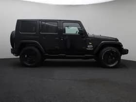 Jeep Wrangler Unlimited 2.8 CRD Sport thumbnail 11