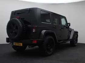 Jeep Wrangler Unlimited 2.8 CRD Sport thumbnail 3