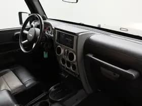 Jeep Wrangler Unlimited 2.8 CRD Sport thumbnail 26