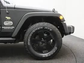 Jeep Wrangler Unlimited 2.8 CRD Sport thumbnail 30