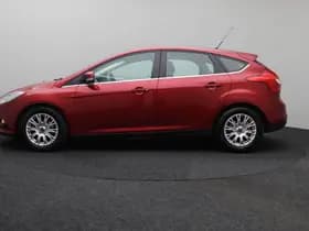 Ford Focus 1.0 EcoBoost Lease Titanium thumbnail 6