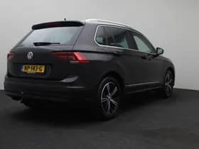 Volkswagen Tiguan 1.4 TSI ACT Connected Series thumbnail 3