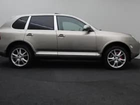 Porsche Cayenne 4.5 S thumbnail 12